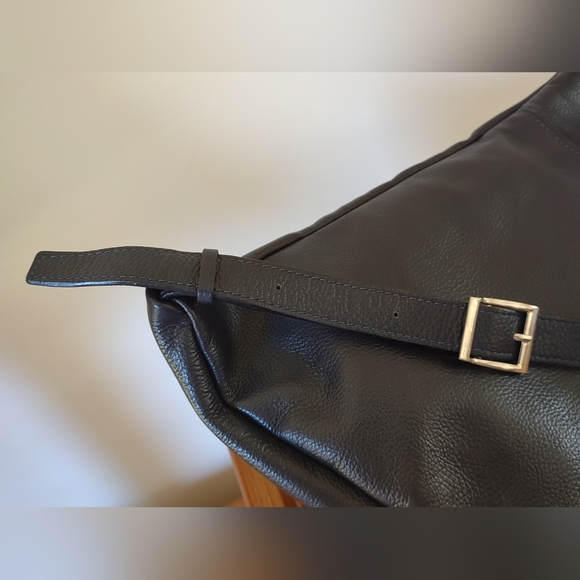 XXL Nappa Leather Crossbody Sling Bag - Picture 6 of 8